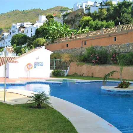 Lovely 2 Bedroom With Sea View,